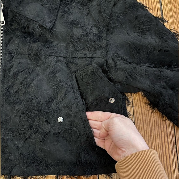 NWOT Cropped Textured Jacket - Picture 8 of 10